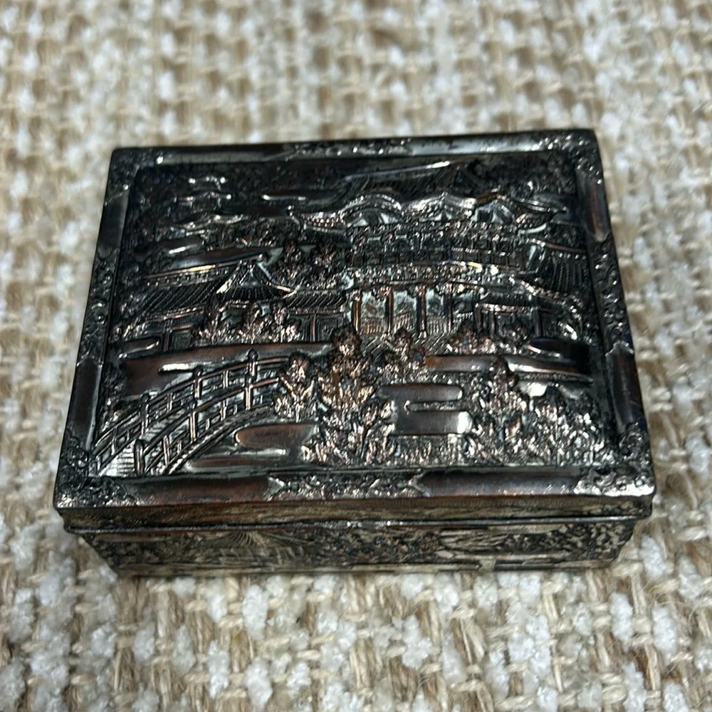 Vintage Silver 4x3 Jewelry/Trinket box Japanese Pagoda Flower Garden Motif
